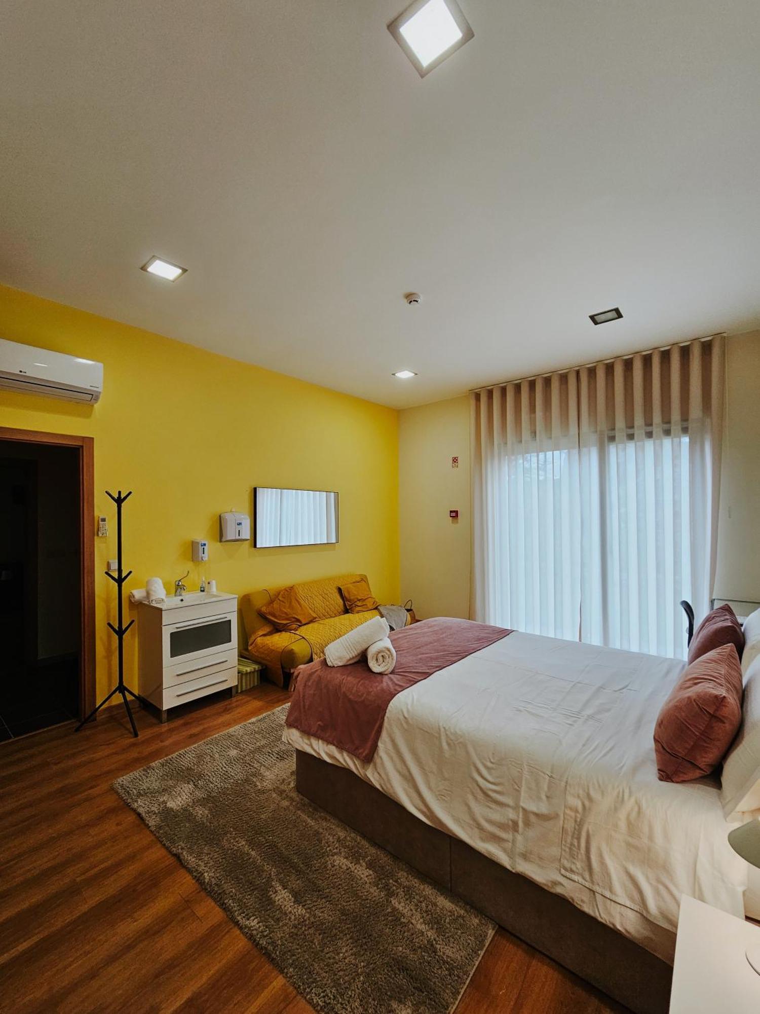 Juncao - Apartamentos Completos Міранда-ду-Дору Екстер'єр фото