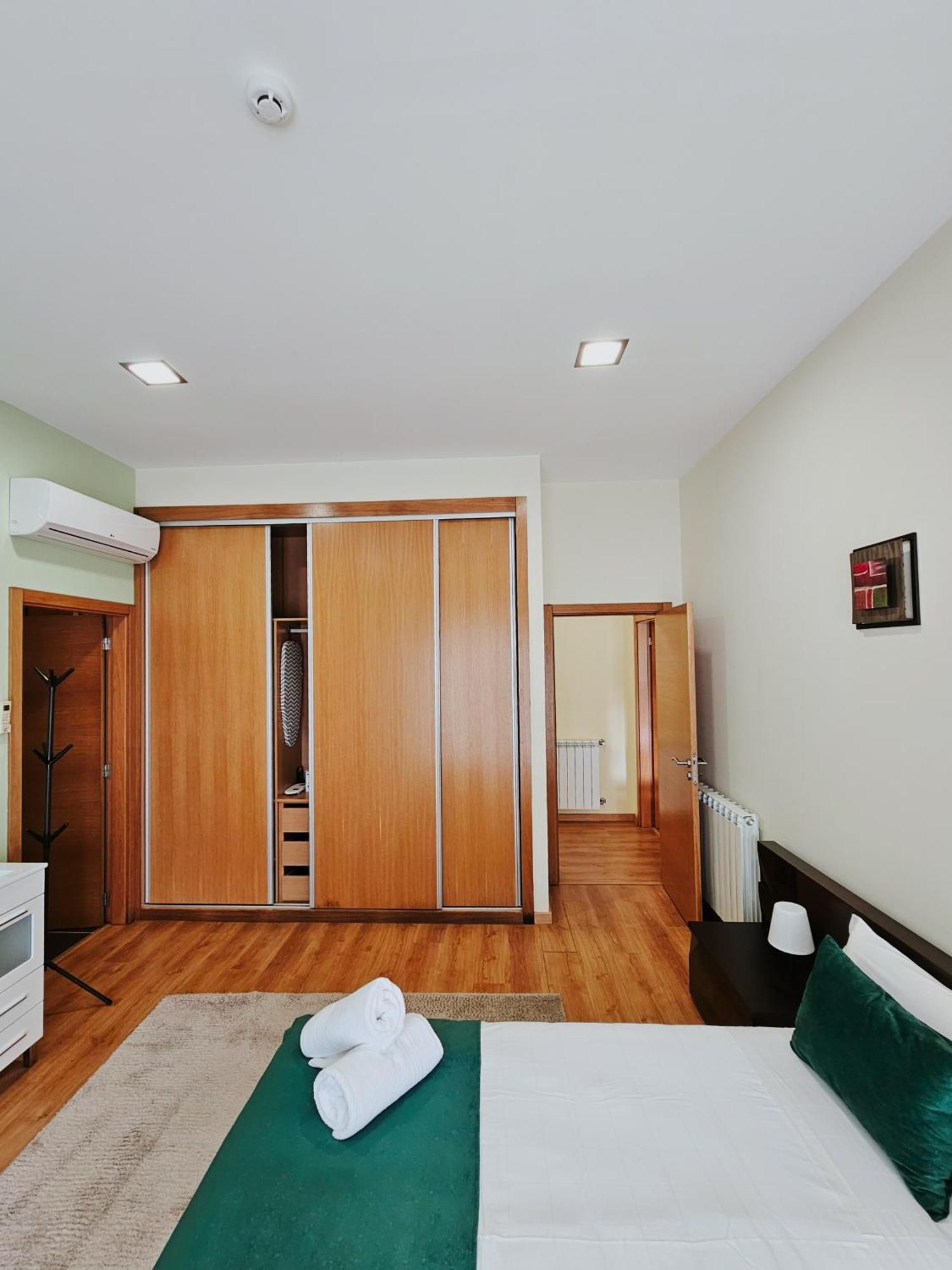 Juncao - Apartamentos Completos Міранда-ду-Дору Екстер'єр фото
