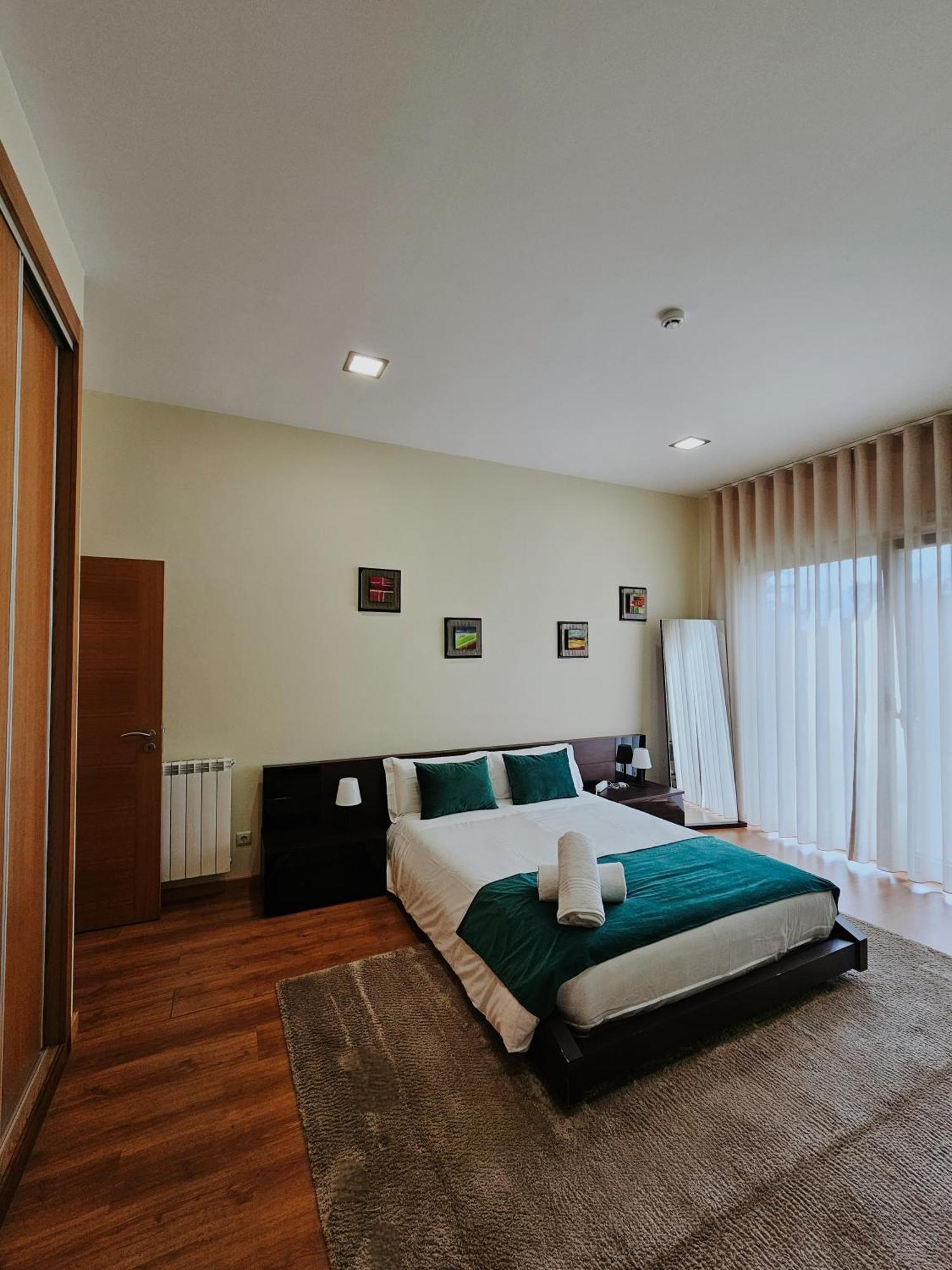 Juncao - Apartamentos Completos Міранда-ду-Дору Екстер'єр фото