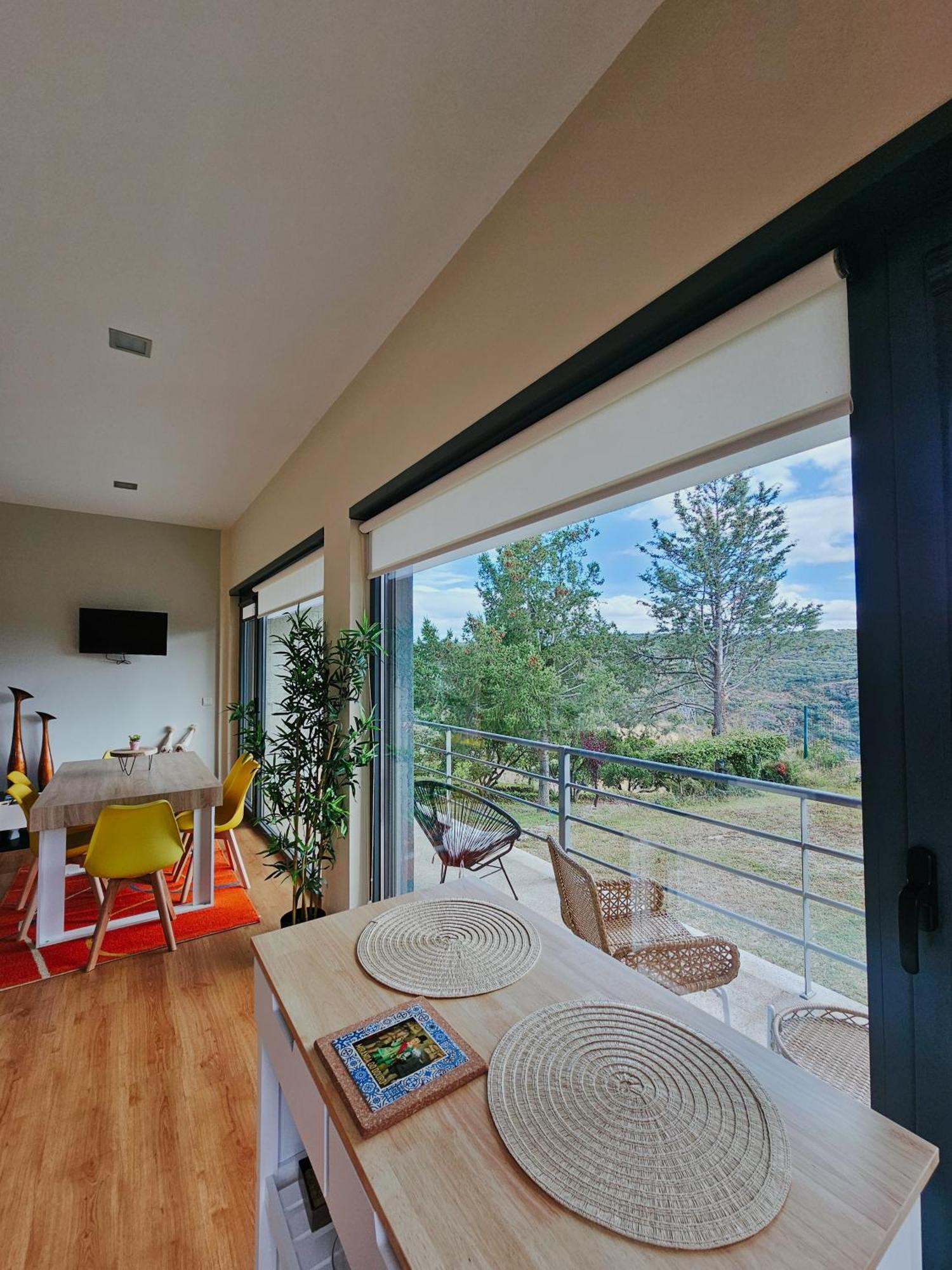 Juncao - Apartamentos Completos Міранда-ду-Дору Екстер'єр фото